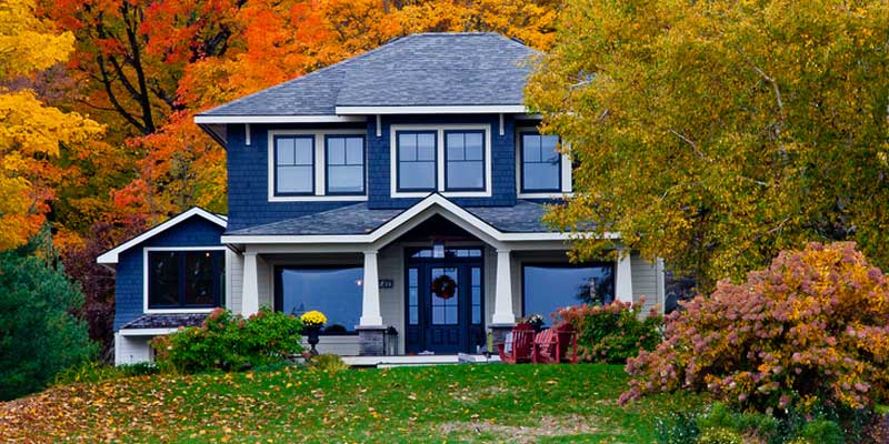 Why is Fall a Great Time to Paint Your House? - Weymouth, MA